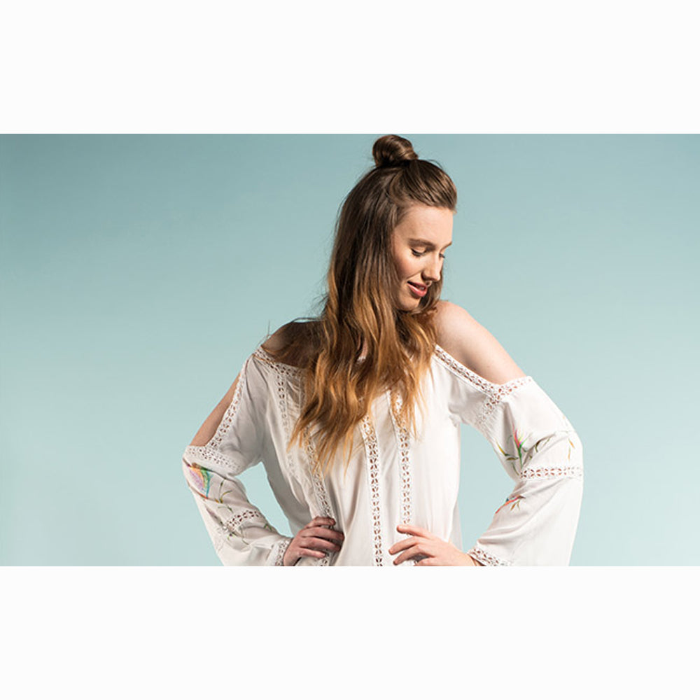 BD #100 Alaska Blue Background Paper 2.72m x 11m