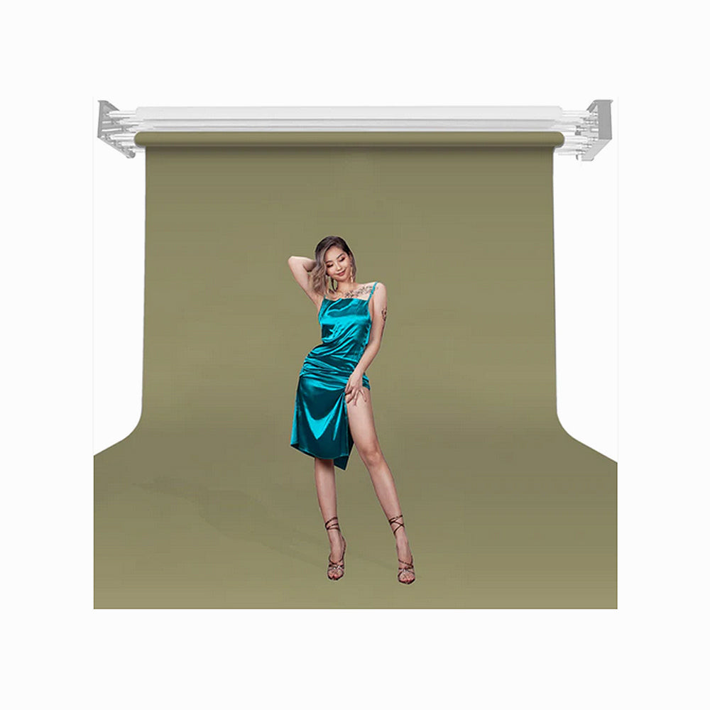 EMAILY #10 LEAF BACKGROUND SEAMLESS PAPER 2.72 X 10M