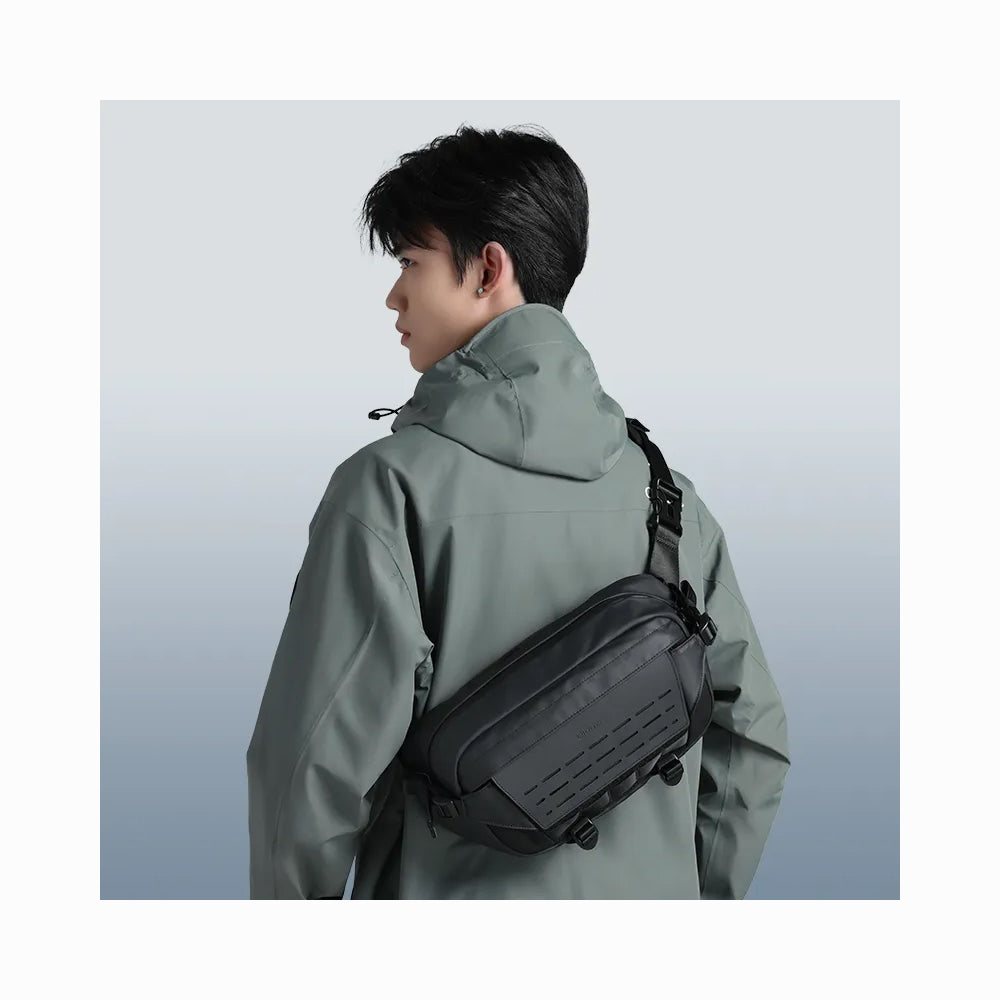 Ulanzi  B122 Camera Sling Bag with Tripod Holder 9L
