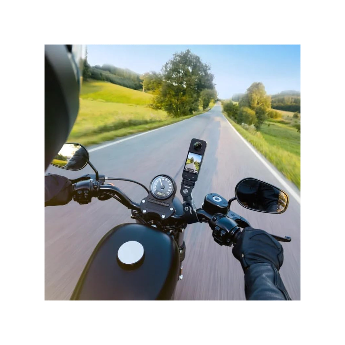 INSTA360 MOTORCYCLE BUNDLE NEW