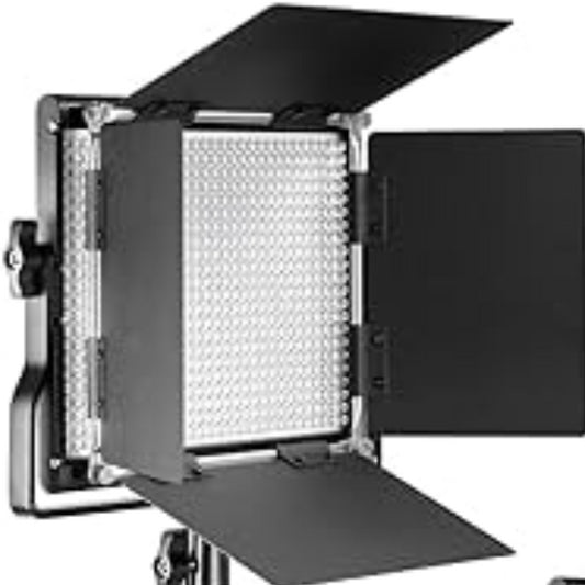 NEEWER NL660S BI-COLOR LCD SCREEN 660 LED WITH BARNDOOR BLACK