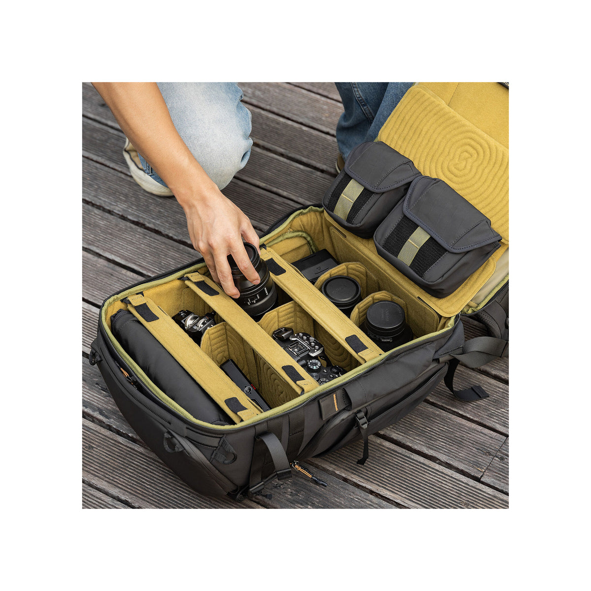 SmallRig Professional Outdoor Backpack (Black, 25L)-6521