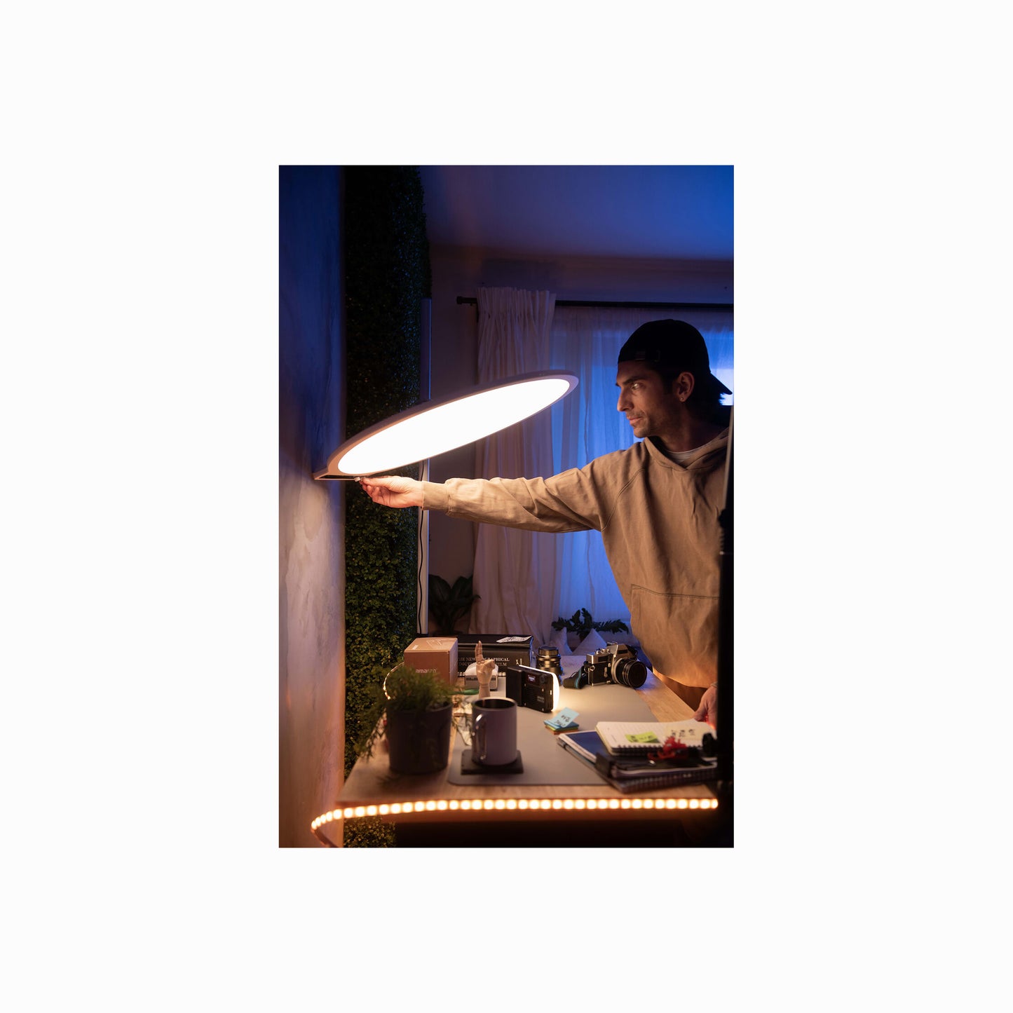 amaran Verge Max Bi-Color Round LED Light Panel kit (White)